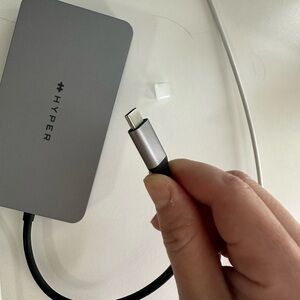 Hyper dual hdmi 10 in 1 travel dock USB-C Hub in Gray